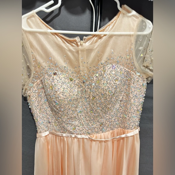 Plus size dresses for sale. Only work once amazing quality. - Picture 7 of 16